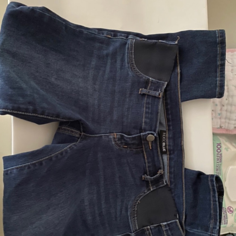 Motherhood maternity pants NWT